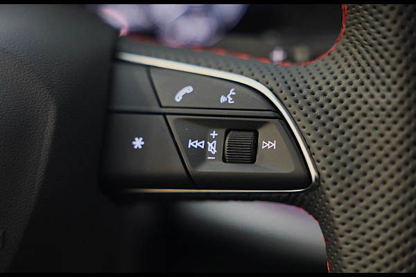 Audi Q8 60 TFSI e Quattro RSQ8 Look / NEW / RS Zetels / Massage / Head Up / 360 Camera / B & O / Leder / Open Pano / Matrix / 23 I