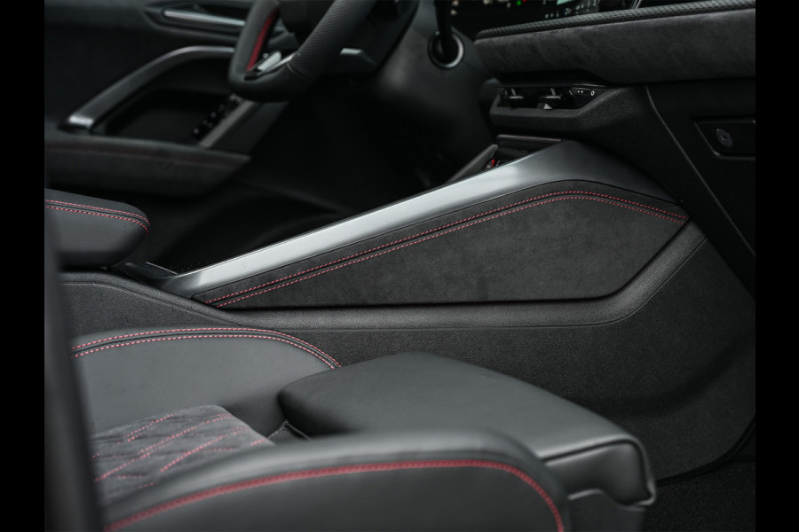 Audi Q5 Sportback 2.0 TFSI e-hybrid quattro S edition Competition 368pk | Luchtvering S-Seats | Panoramadak | Trekhaak | Digital Oled |