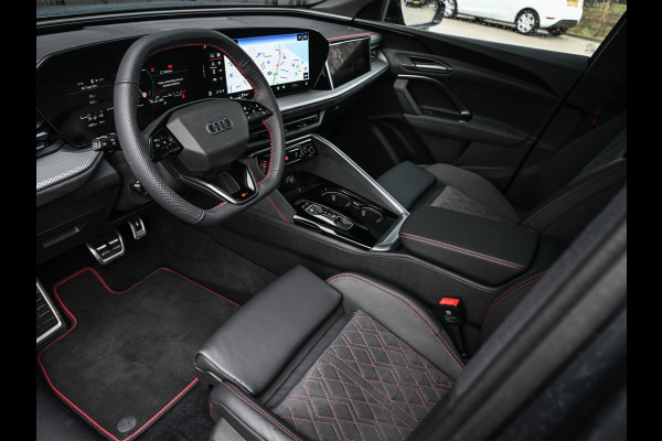 Audi Q5 Sportback 2.0 TFSI e-hybrid quattro S edition Competition 368pk | Luchtvering S-Seats | Panoramadak | Trekhaak | Digital Oled |