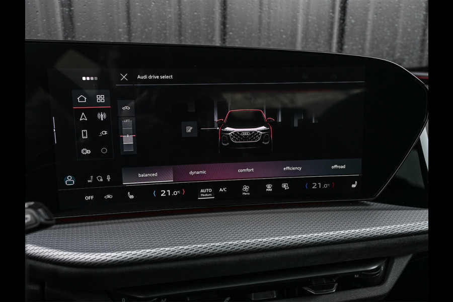 Audi Q5 Sportback 2.0 TFSI e-hybrid quattro S edition Competition 368pk | Luchtvering S-Seats | Panoramadak | Trekhaak | Digital Oled |