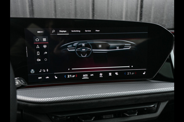 Audi Q5 Sportback 2.0 TFSI e-hybrid quattro S edition Competition 368pk | Luchtvering S-Seats | Panoramadak | Trekhaak | Digital Oled |