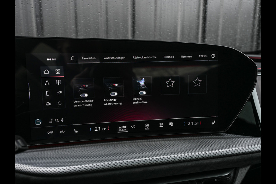 Audi Q5 Sportback 2.0 TFSI e-hybrid quattro S edition Competition 368pk | Luchtvering S-Seats | Panoramadak | Trekhaak | Digital Oled |