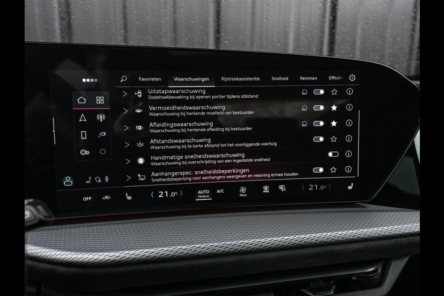 Audi Q5 Sportback 2.0 TFSI e-hybrid quattro S edition Competition 368pk | Luchtvering S-Seats | Panoramadak | Trekhaak | Digital Oled |