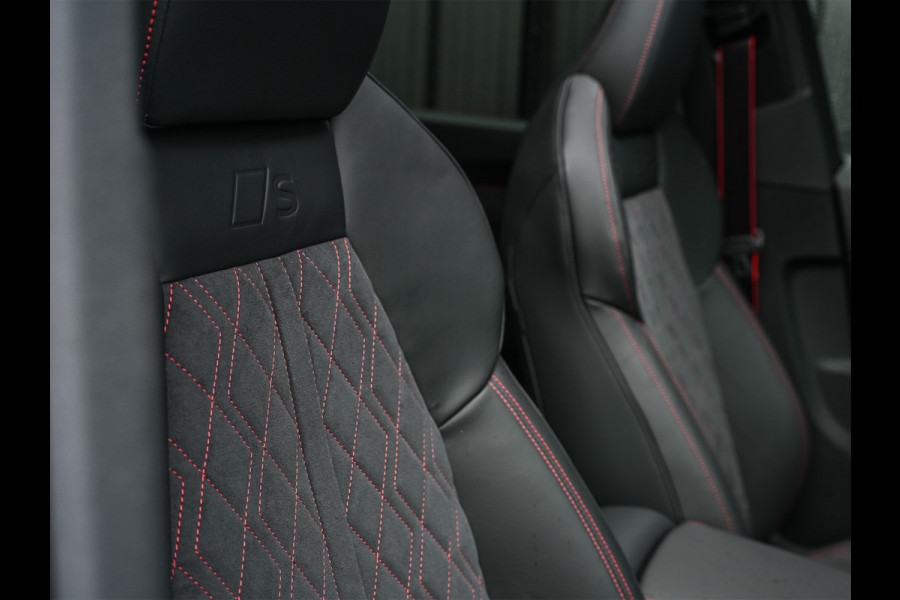 Audi Q5 Sportback 2.0 TFSI e-hybrid quattro S edition Competition 368pk | Luchtvering S-Seats | Panoramadak | Trekhaak | Digital Oled |