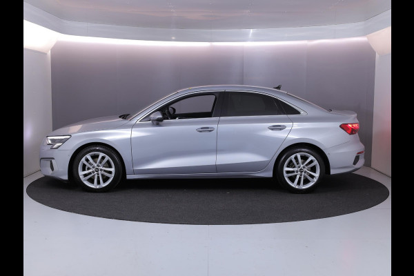 Audi A3 Limousine 30 TFSI Advanced edition 110 pk S-tronic | Navigatie | Parkeersensoren (Park assist) | Apple Carplay/Android Auto | Stoelverwarming |