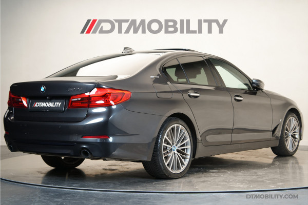 BMW 5 Serie 530e High Executive | Schuifdak | Adaptief cruise