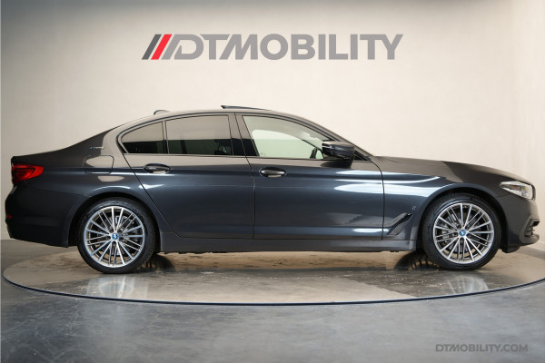 BMW 5 Serie 530e High Executive | Schuifdak | Adaptief cruise