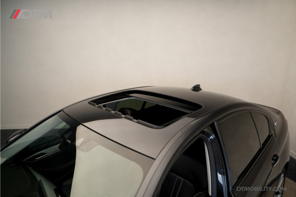 BMW 5 Serie 530e High Executive | Schuifdak | Adaptief cruise