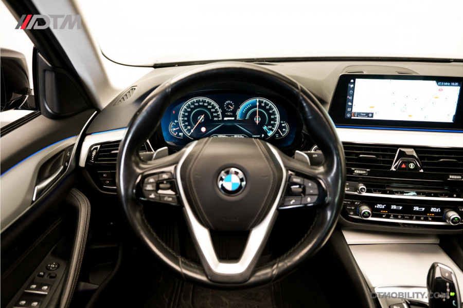 BMW 5 Serie 530e High Executive | Schuifdak | Adaptief cruise