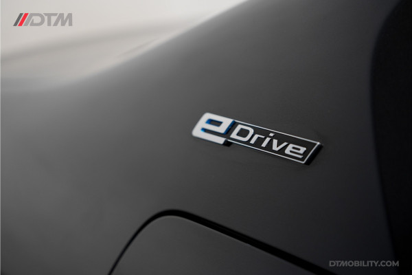 BMW 5 Serie 530e High Executive | Schuifdak | Adaptief cruise