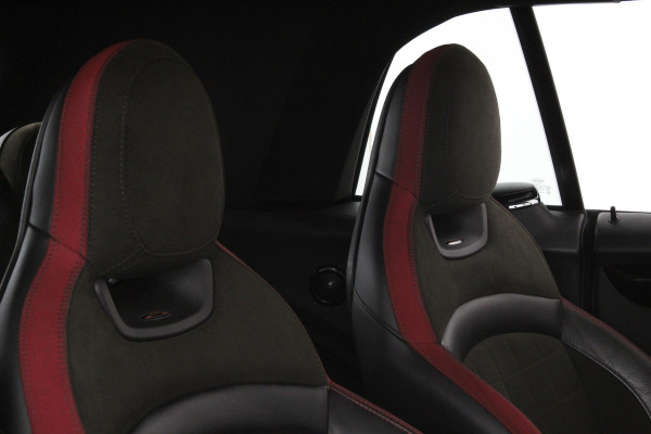 MINI Cabrio 2.0 Cooper S John Cooper Works > 192pk/H&K/Head-up/18inch/Chili red/Aerodynamica Kit...