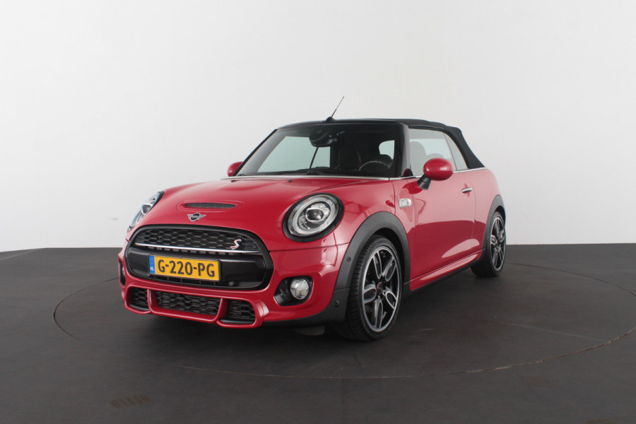 MINI Cabrio 2.0 Cooper S John Cooper Works > 192pk/H&K/Head-up/18inch/Chili red/Aerodynamica Kit...