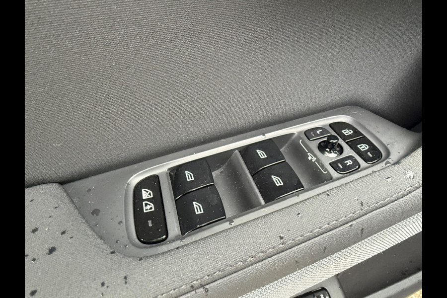 Polestar 2 Long Range 408 pk Dual Motor 78 kWh bjr 2022, panoramadak, achteruitrijcamera, 1 e eigenaar, NL auto met nap