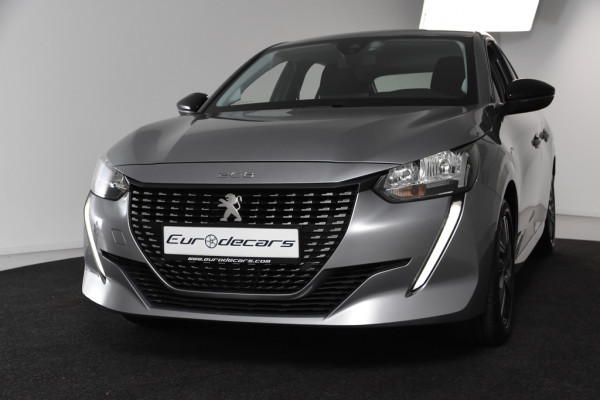 Peugeot 208 1.2 Allure *1ste eigenaar*Navigatie*PDC*Carplay*