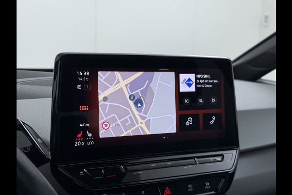 Volkswagen ID.3 First MAX 62kWh SOH 90% Panoramadak Ergo Active Stoelen Navi Pro Ecc Adap.Cruise Heads-Up Display Camera Pdc Lmv 20" Apple Carplay Android Auto Origineel Nederlandse Auto Zeer luxe uitvoering