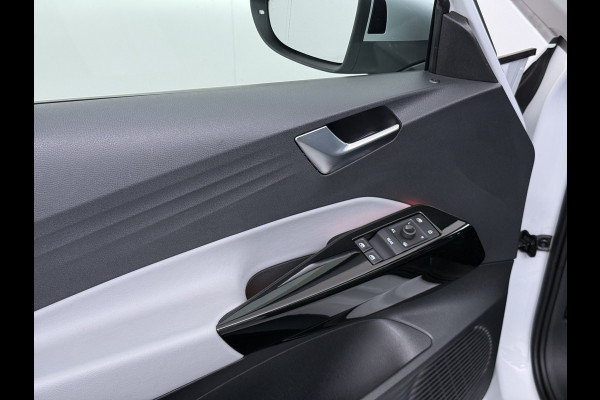 Volkswagen ID.3 First MAX 62kWh SOH 90% Panoramadak Ergo Active Stoelen Navi Pro Ecc Adap.Cruise Heads-Up Display Camera Pdc Lmv 20" Apple Carplay Android Auto Origineel Nederlandse Auto Zeer luxe uitvoering