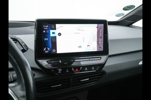 Volkswagen ID.3 First Max 58 kWh [ 3-Fase ] {SOH-89%} (INCL.BTW) *PANO | HEAD-UP | ADAPTIVE-CRUISE | FULL-LED | BLINDSPOT | CAMERA | KEYLESS | MICROFIBRE | AMBIENTLIGHT | NAVI-FULLMAP | DAB+ | ECC | HEATED-SPORTSEATS | DIGI-COCKPIT | 20"ALU*