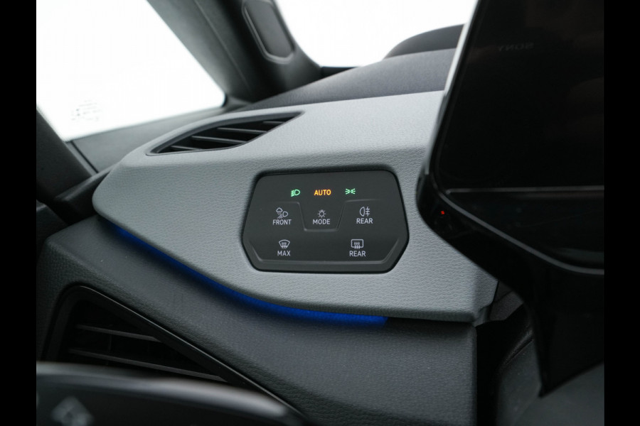 Volkswagen ID.3 First Max 58 kWh [ 3-Fase ] {SOH-89%} (INCL.BTW) *PANO | HEAD-UP | ADAPTIVE-CRUISE | FULL-LED | BLINDSPOT | CAMERA | KEYLESS | MICROFIBRE | AMBIENTLIGHT | NAVI-FULLMAP | DAB+ | ECC | HEATED-SPORTSEATS | DIGI-COCKPIT | 20"ALU*