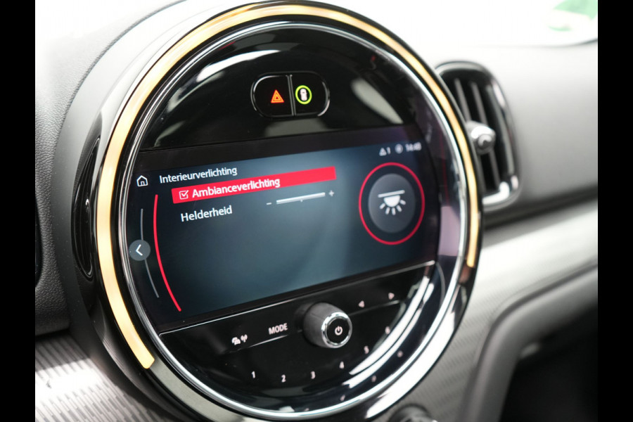 MINI Countryman 1.5 Cooper S E ALL4 MINI Yours PHEV 220pk Dealer O.H | Panodak | Adaptive Cruise | Head Up | Lederen Sportstoelen Verwarmd | 19"L.M | Camera | Sfeerverlichting | Keyless | Apple Carplay | Plug In Hybrid