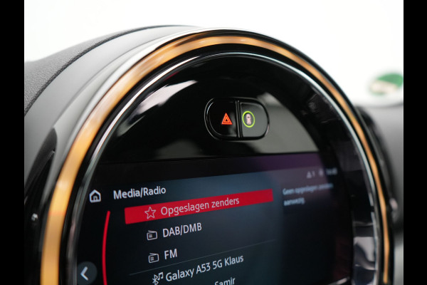 MINI Countryman 1.5 Cooper S E ALL4 MINI Yours PHEV 220pk Dealer O.H | Panodak | Adaptive Cruise | Head Up | Lederen Sportstoelen Verwarmd | 19"L.M | Camera | Sfeerverlichting | Keyless | Apple Carplay | Plug In Hybrid