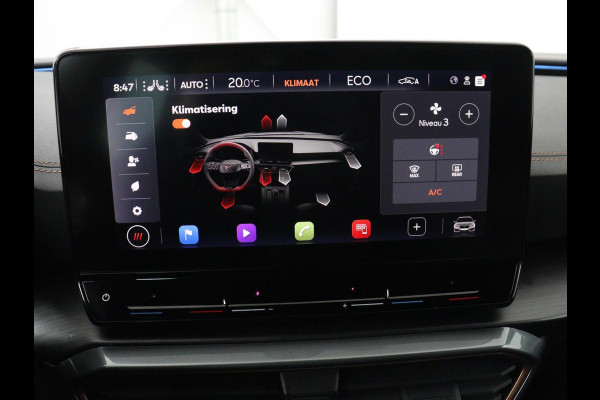 CUPRA Leon 1.4 eHybrid | Panoramadak | Stoelverwarming | Leder | Carplay | Adaptive cruise | Camera | Navigatie | Park Assist | Sportstoelen | Full LED | Sfeerverlichting | PHEV | Plug In