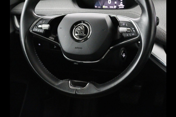 Škoda ENYAQ iV 60 | SOH 90% | Half leder | Carplay | Navigatie | Sfeerverlichting | Parkeerhulp | Full LED | Cruise control | Climate control