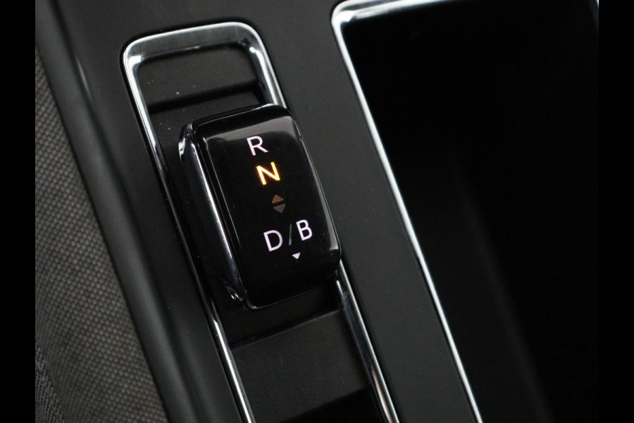 Škoda ENYAQ iV 60 | SOH 90% | Half leder | Carplay | Navigatie | Sfeerverlichting | Parkeerhulp | Full LED | Cruise control | Climate control