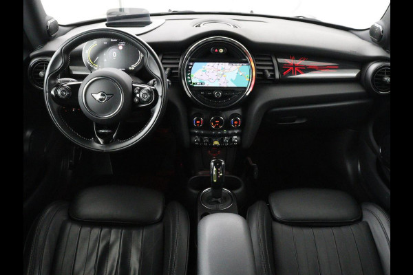MINI Mini Electric Yours 33 kWh | SOH 100% | 3 Fase | Panoramadak | Leder | Stoelverwarming | Head-Up | Harman/Kardon | Camera | Carplay | Matrix LED | Navigatie | Keyless
