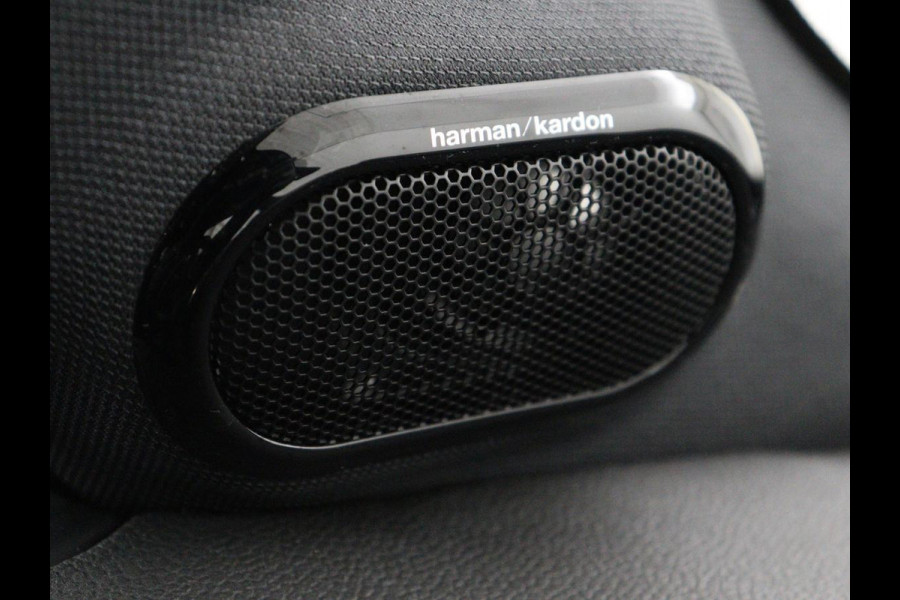 MINI Mini Electric Yours 33 kWh | SOH 100% | 3 Fase | Panoramadak | Leder | Stoelverwarming | Head-Up | Harman/Kardon | Camera | Carplay | Matrix LED | Navigatie | Keyless