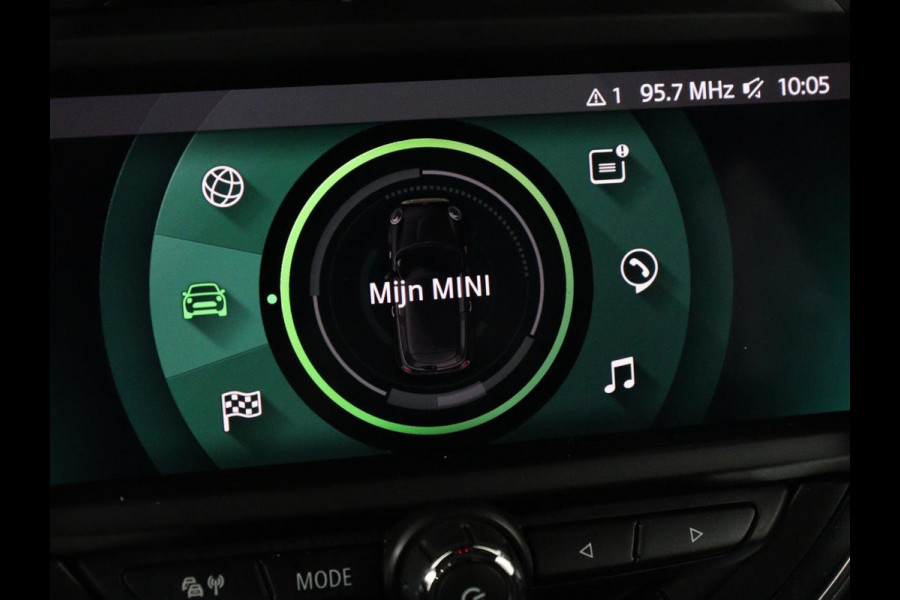 MINI Mini Electric Yours 33 kWh | SOH 100% | 3 Fase | Panoramadak | Leder | Stoelverwarming | Head-Up | Harman/Kardon | Camera | Carplay | Matrix LED | Navigatie | Keyless