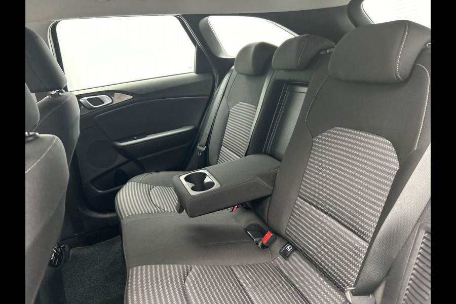 Kia Ceed Sportswagon 1.6 GDI PHEV DynamicLine | Adaptieve Cruise | Keyless Stoel/Stuur Verwarming Lane Assist Camera Carplay