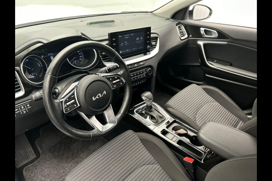 Kia Ceed Sportswagon 1.6 GDI PHEV DynamicLine | Adaptieve Cruise | Keyless Stoel/Stuur Verwarming Lane Assist Camera Carplay