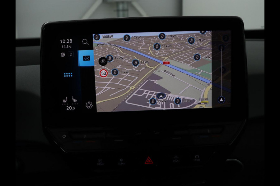 Volkswagen ID.3 Business 58 kWh | Stoel & stuurverwarming | Matrix LED | Carplay | Camera | Adaptive cruise | Keyless | Navigatie | Parkeerhulp | Bluetooth