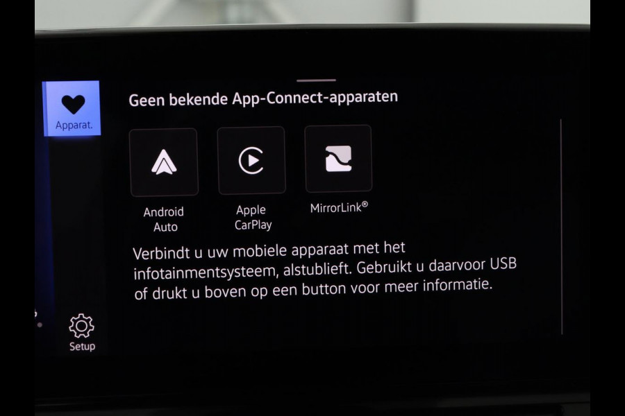 Volkswagen ID.3 Business 58 kWh | Stoel & stuurverwarming | Matrix LED | Carplay | Camera | Adaptive cruise | Keyless | Navigatie | Parkeerhulp | Bluetooth