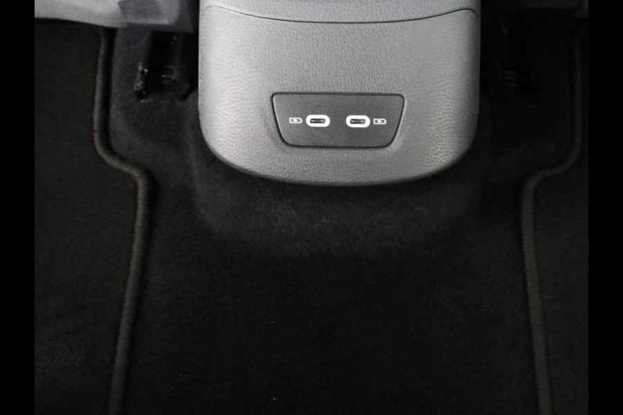 Volkswagen ID.3 Business 58 kWh | Stoel & stuurverwarming | Matrix LED | Carplay | Camera | Adaptive cruise | Keyless | Navigatie | Parkeerhulp | Bluetooth