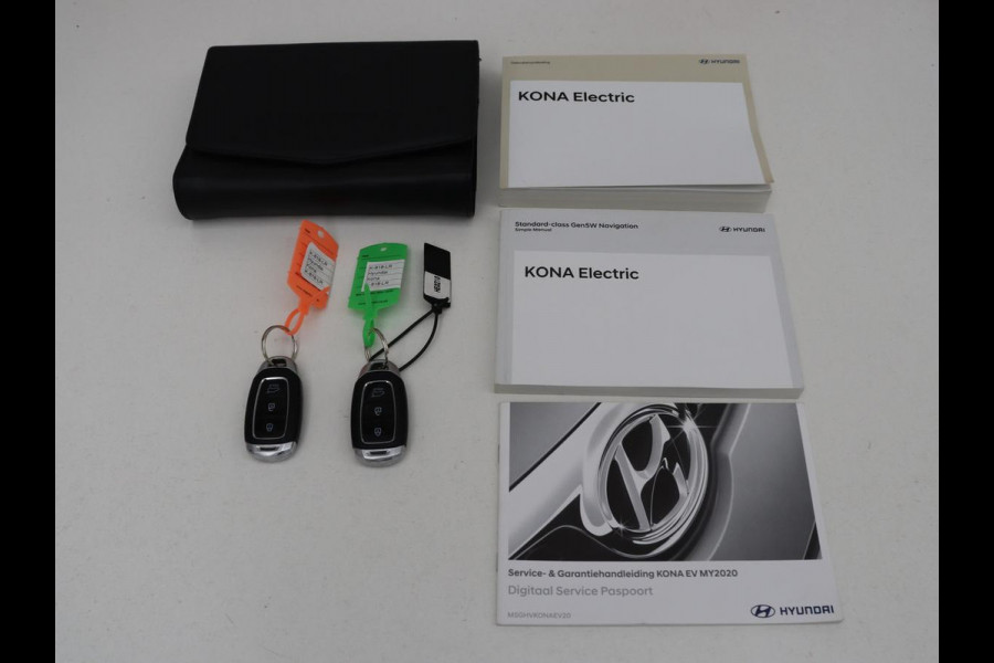 Hyundai Kona EV Comfort 64 kWh | SOH 100% | 3 Fase | Adaptive cruise | Krell Audio | Warmtepomp | Keyless | Camera | Carplay | Navigatie