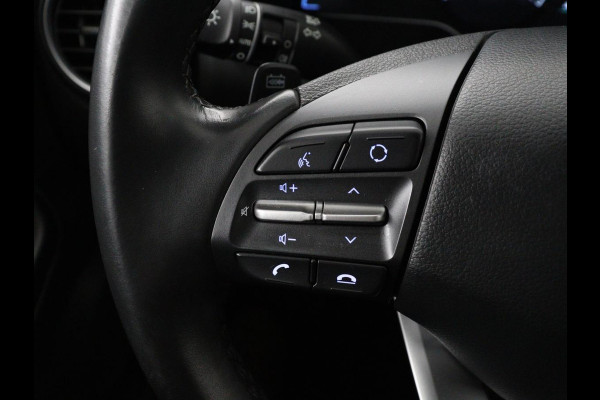 Hyundai Kona EV Comfort 64 kWh | SOH 100% | 3 Fase | Adaptive cruise | Krell Audio | Warmtepomp | Keyless | Camera | Carplay | Navigatie
