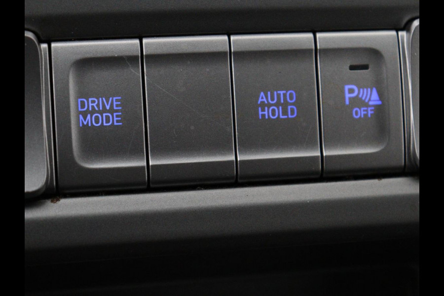 Hyundai Kona EV Comfort 64 kWh | SOH 100% | 3 Fase | Adaptive cruise | Krell Audio | Warmtepomp | Keyless | Camera | Carplay | Navigatie