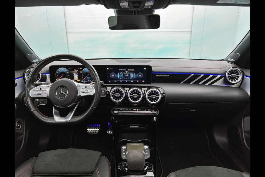 Mercedes-Benz CLA-Klasse Shooting Brake 250 e Business Solution AMG Limited nov-25| Panoramadak | 5 spaaks lichtmetalen velgen | Navigatie | MBUX wide screen | Parking support met camera achtyer | Inclusief 24 maanden MB Certified garantie voor Europa.