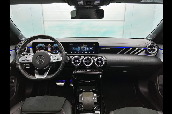 Mercedes-Benz CLA-Klasse Shooting Brake 250 e Business Solution AMG Limited nov-25| Panoramadak | 5 spaaks lichtmetalen velgen | Navigatie | MBUX wide screen | Parking support met camera achtyer | Inclusief 24 maanden MB Certified garantie voor Europa.