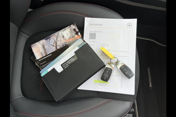 Mercedes-Benz CLA-Klasse Shooting Brake 250 e AMG Line | Pano | Trekhaak | Ambient Light | Camera | LED | 19 inch