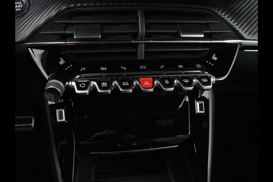 Peugeot e-2008 EV GT 50 kWh | SOH 91% | 3 Fase | Panoramadak | Leder/Alcantara | Adaptive cruise | Carplay | 18'' | Camera | Navigatie | Climate control | Dodehoek detectie | Cruise control