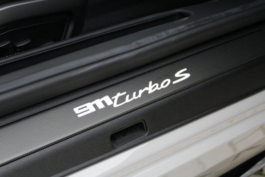 Porsche 911 Cabrio 3.8 Turbo S | NAP | SPORT DESIGN | LIFT | €390.751 NP | BURMESTER | 360 | KEYLESS | KERAMISCH | MEMORY |
