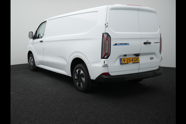 Ford E-Transit Cust. 320 L2H1 Trend 65 kWh 136pk | Navigatie | Adaptieve Cruise Controle | Stoel/Stoel configuratie