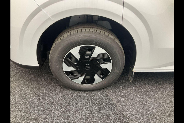 Ford E-Transit Cust. 320 L2H1 Trend 65 kWh 136pk | Navigatie | Adaptieve Cruise Controle | Stoel/Stoel configuratie
