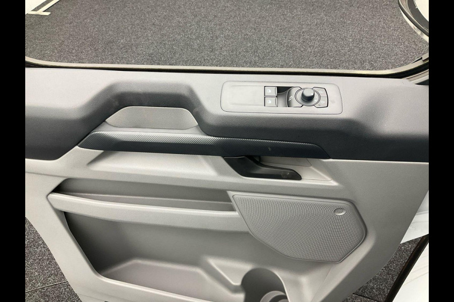 Ford E-Transit Cust. 320 L2H1 Trend 65 kWh 136pk | Navigatie | Adaptieve Cruise Controle | Stoel/Stoel configuratie