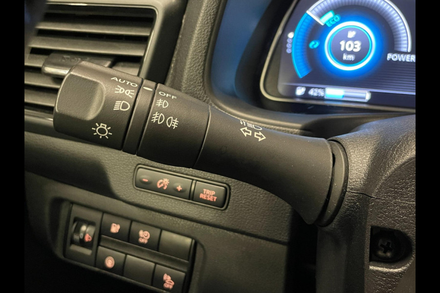Nissan Leaf Acenta 40 kWh|91% SOH|270 WLTP|ACC|CAMERA|CARPLAY|NAVIGATIE|NL-AUTO|NAP|1e EIG|INCL.BTW|