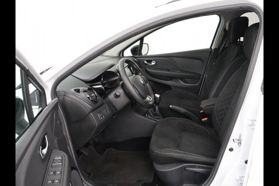 Renault Clio 0.9 TCe Limited | Navigatie | Airco | Cruise control | Keyless | Parkeerhulp | Bluetooth | DAB+ | Lichtmetalen velgen