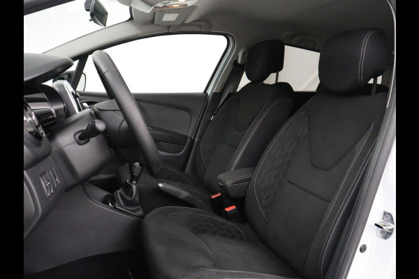 Renault Clio 0.9 TCe Limited | Navigatie | Airco | Cruise control | Keyless | Parkeerhulp | Bluetooth | DAB+ | Lichtmetalen velgen