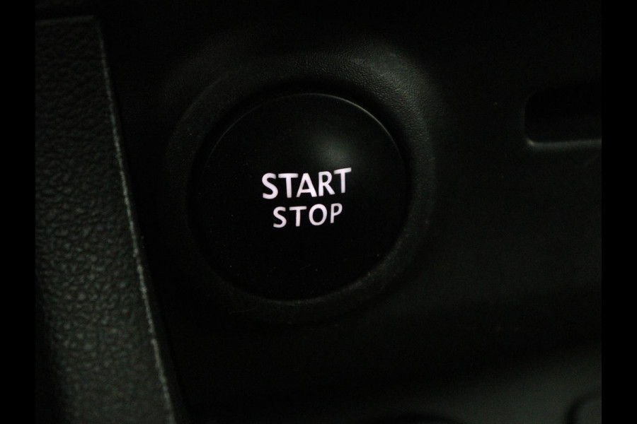 Renault Clio 0.9 TCe Limited | Navigatie | Airco | Cruise control | Keyless | Parkeerhulp | Bluetooth | DAB+ | Lichtmetalen velgen